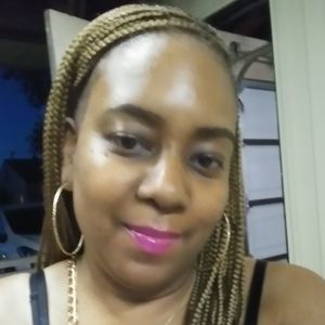 Meet your Posher, Janelle